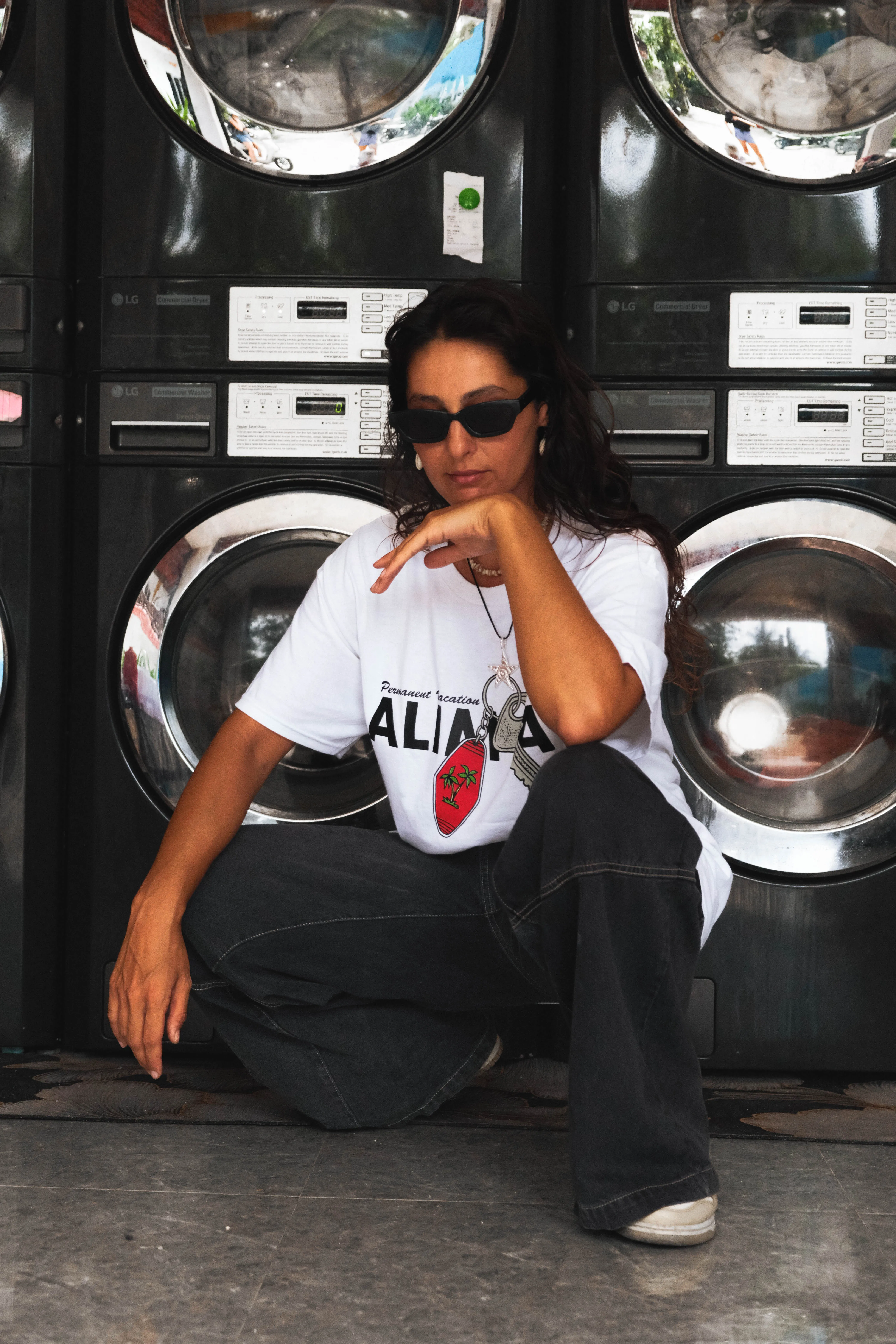 Alima Permanent Vacation in White