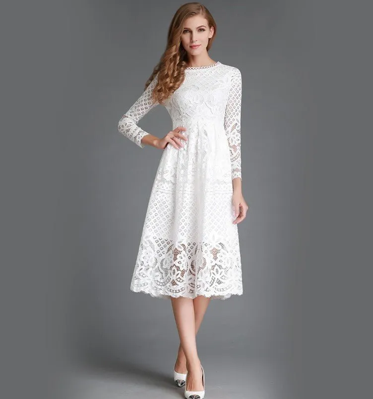 Runway Maxi Long-Sleeved Lace Dress